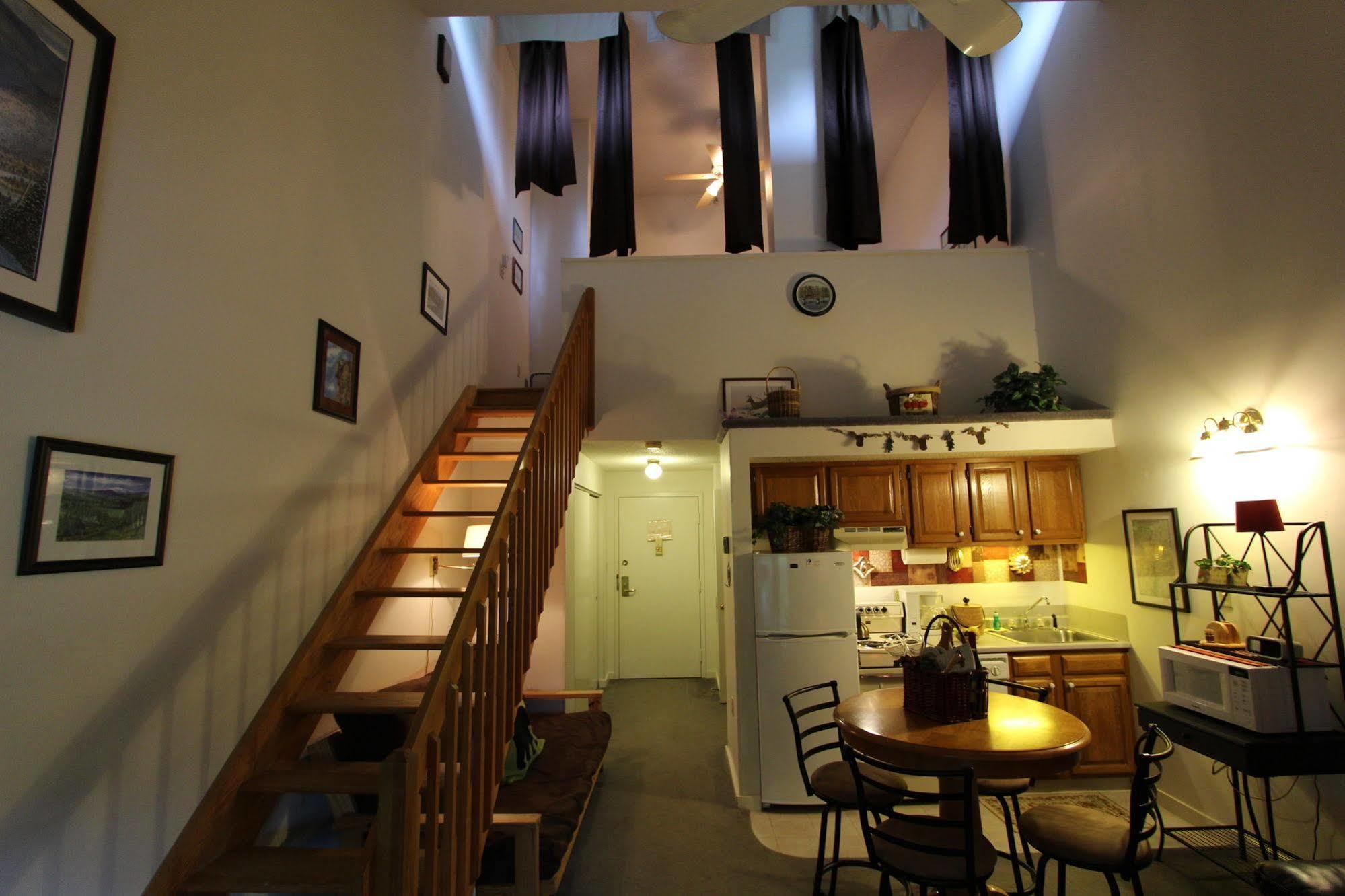 The Lodge At Lincoln Station Luaran gambar